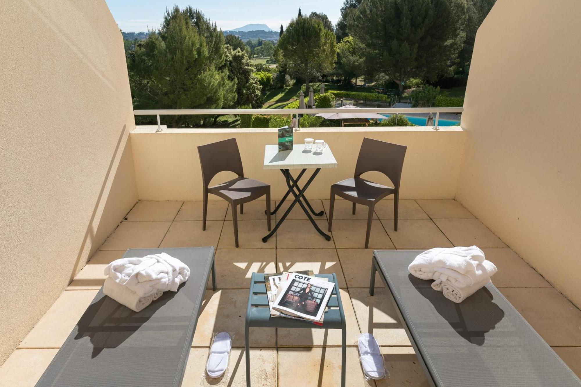 Hotel Birdy By Happyculture Aix-en-Provence Bagian luar foto